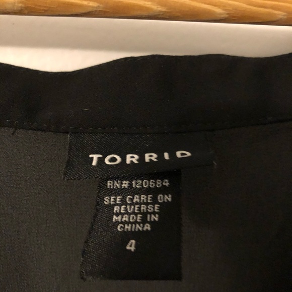 Torrid Top - Picture 2 of 3